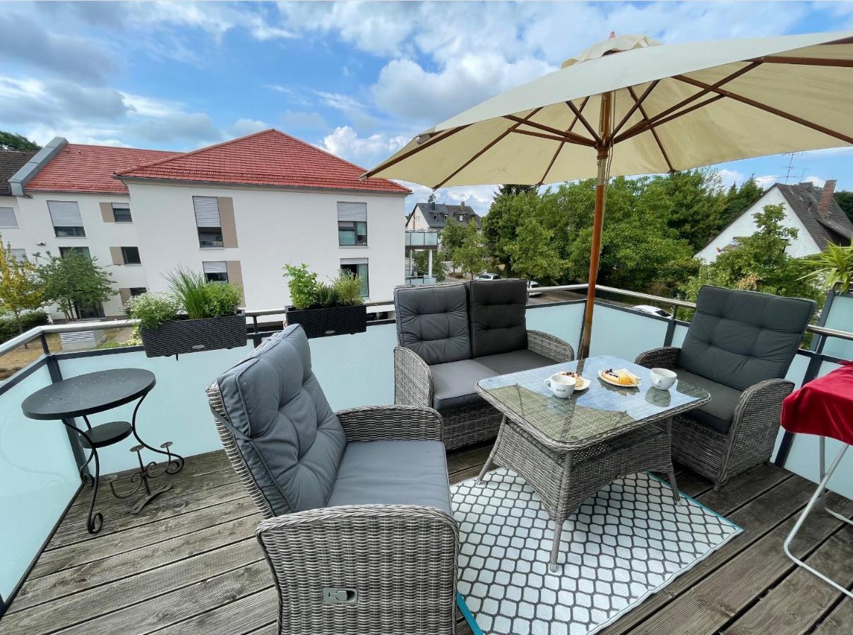 Appartement Feucht -Bhf 5 Min - Naehe Messe Exterior foto